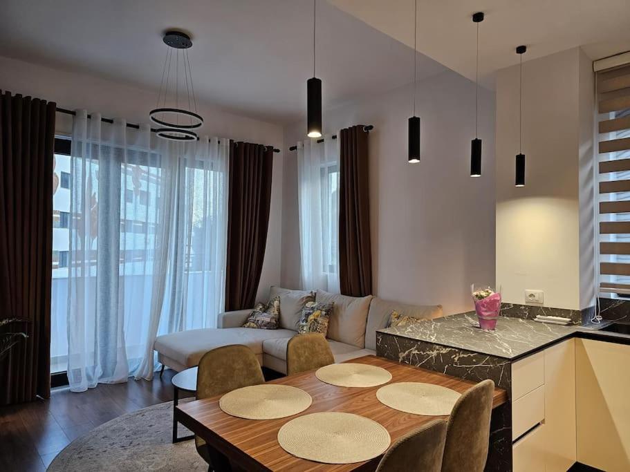 Deluxe Flat With Garden_Tirana公寓 外观 照片